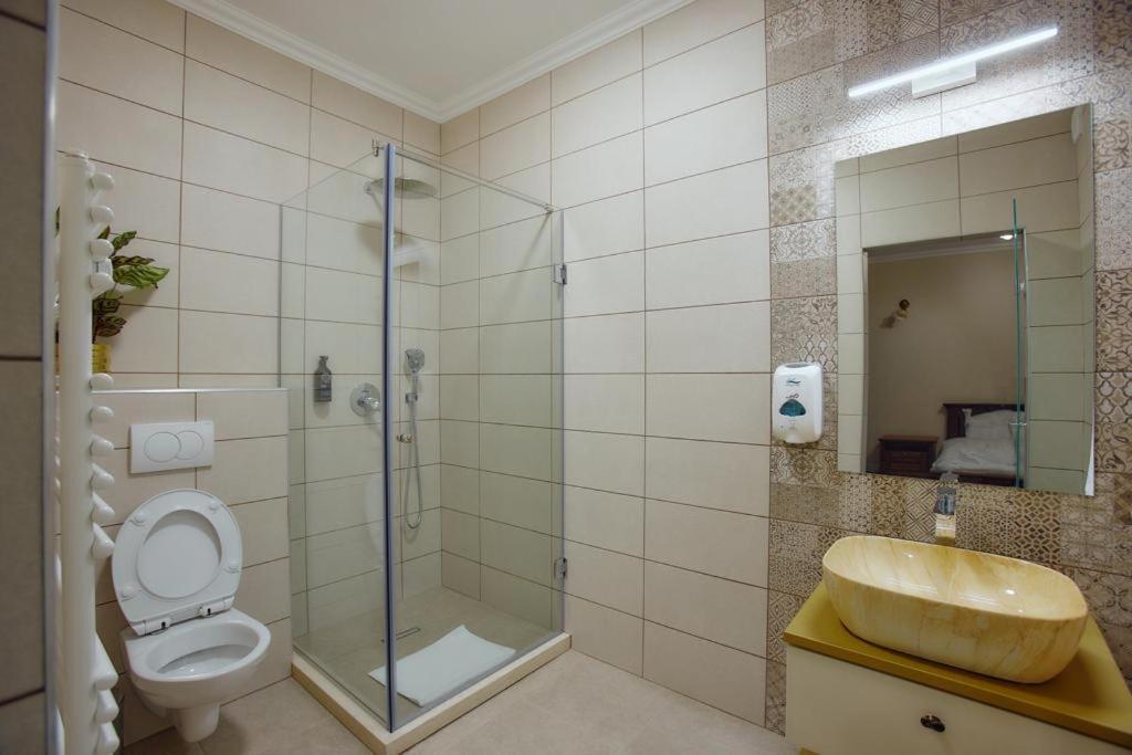 Hotel Imperium Botiz Ngoại thất bức ảnh