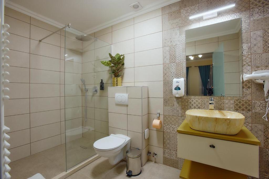 Hotel Imperium Botiz Ngoại thất bức ảnh